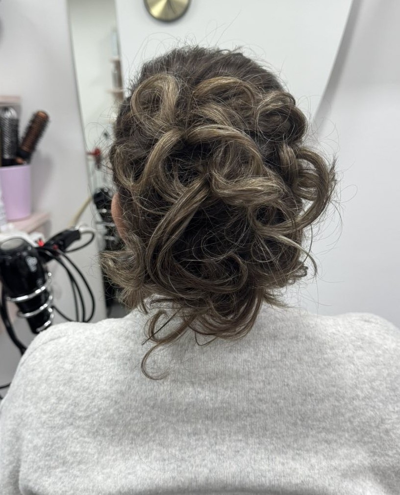 Ženska frizura Suza 14 Beograd